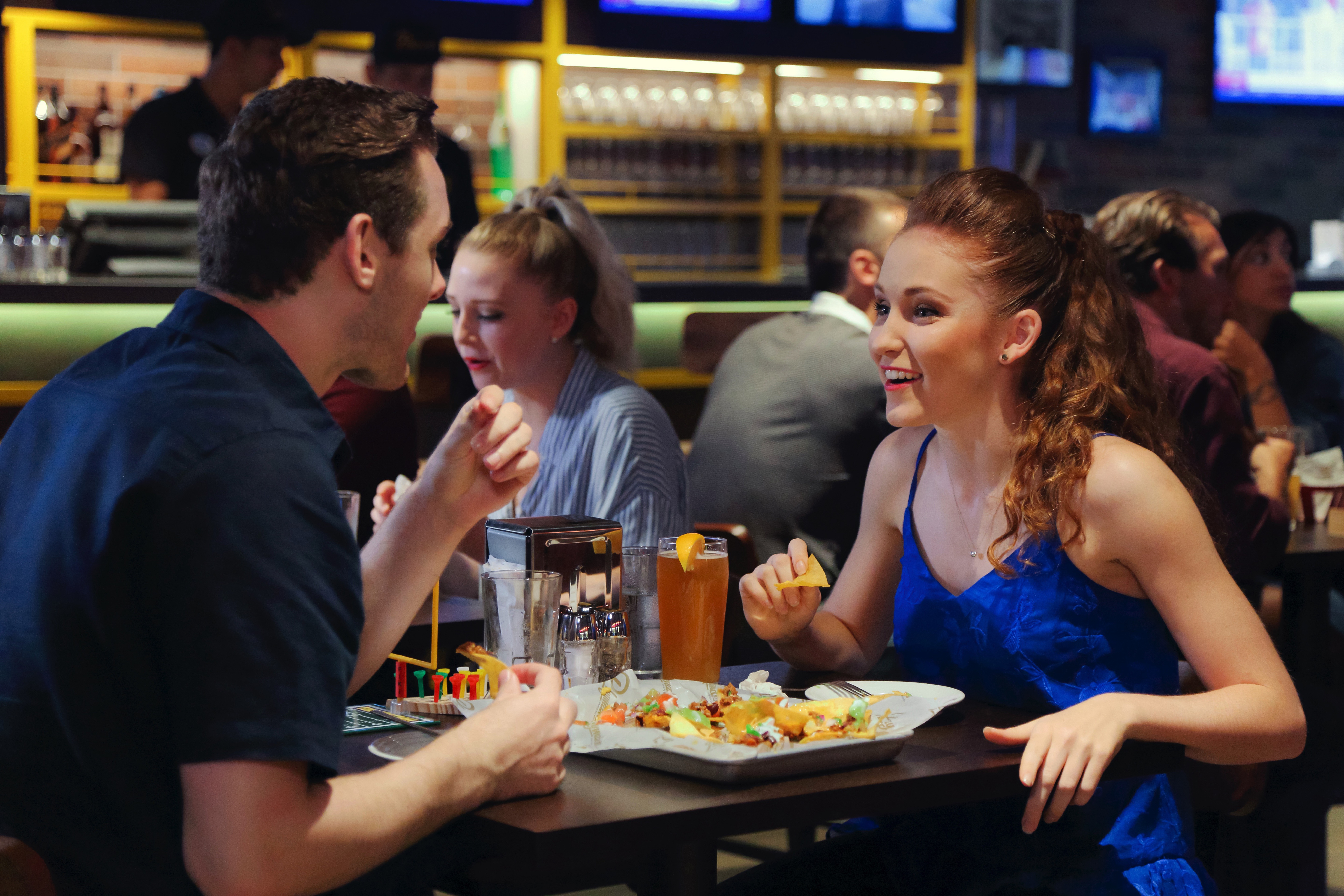 Mariner of the Seas - Playmakers℠ Sports Bar & Arcade